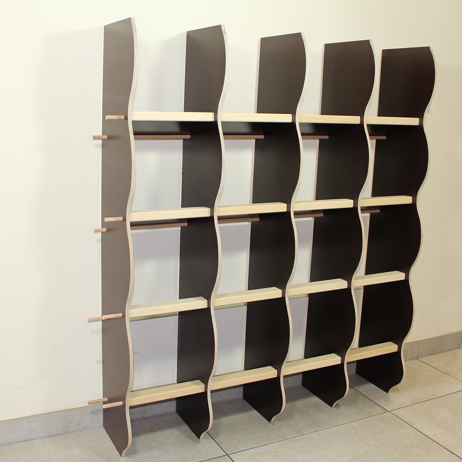 Pigeon-Rack, made of Chipboard or dark Golo-Plan-Wood, 12-36 Seats ...